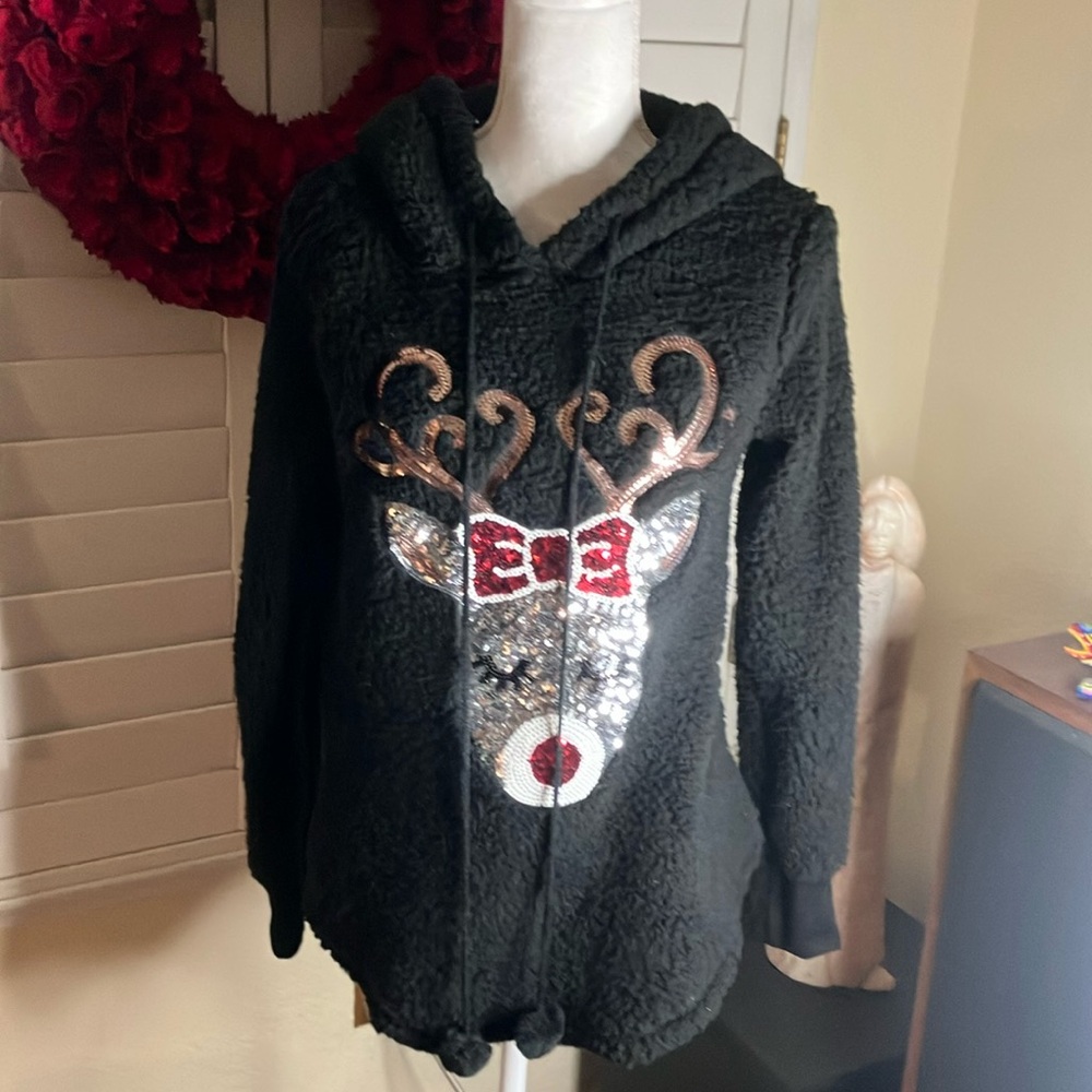🖤💕Chance Or Fate Black Long Sleeved Rudolph Reindeer Fuzzy Sweatshirt Size M